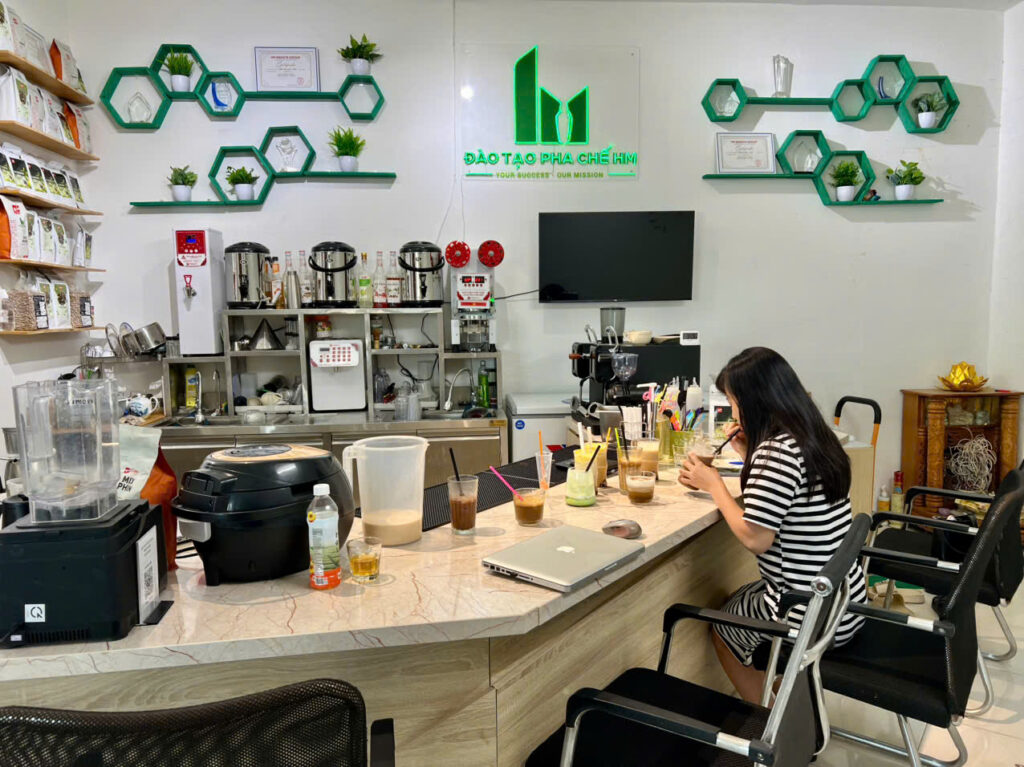 Đào tạo pha chế HM